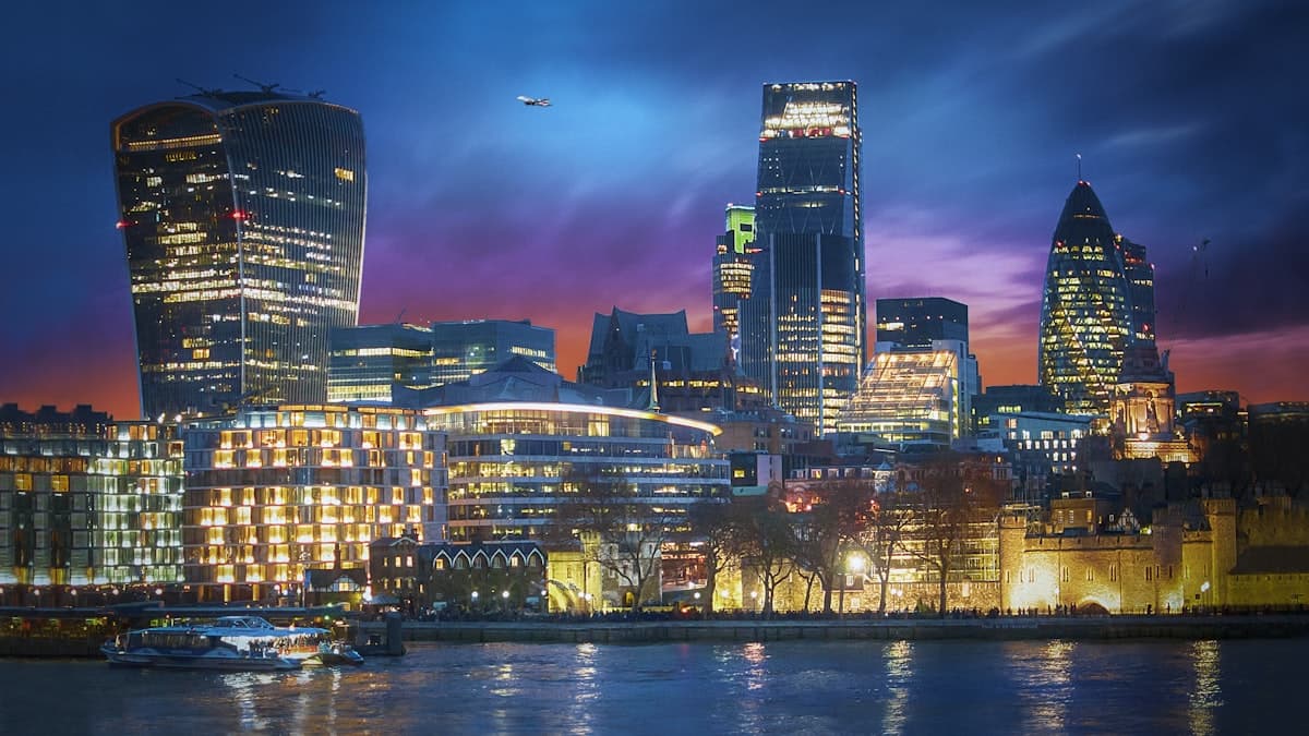 Top 101 London Real Estate Investment Startups & Companies
